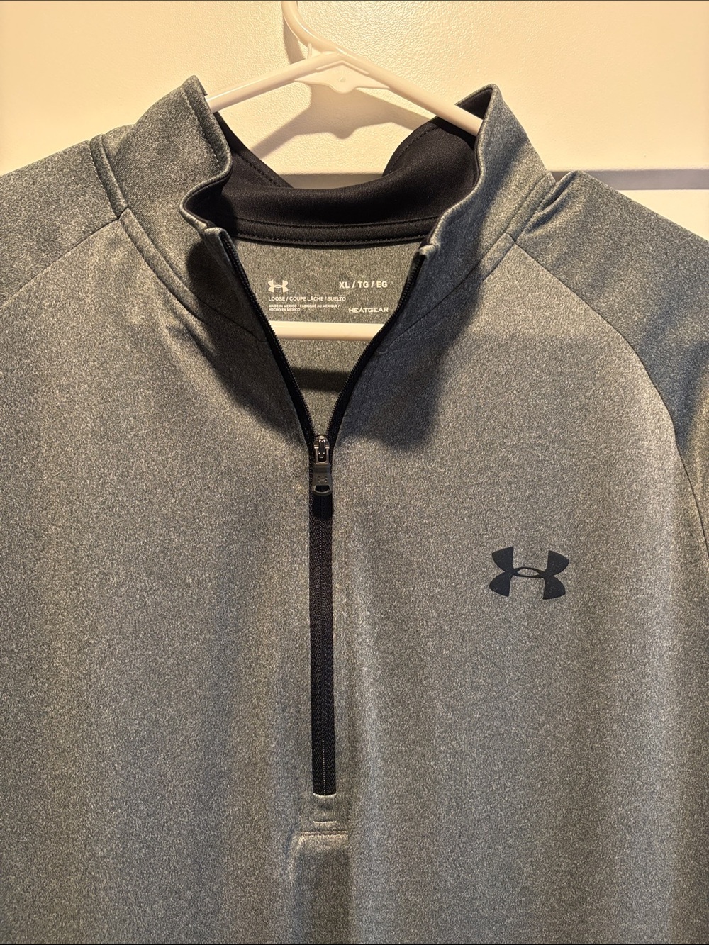 Under Armour Men’s Heather Gray Quarter-Zip Performance Heatgear Pullover